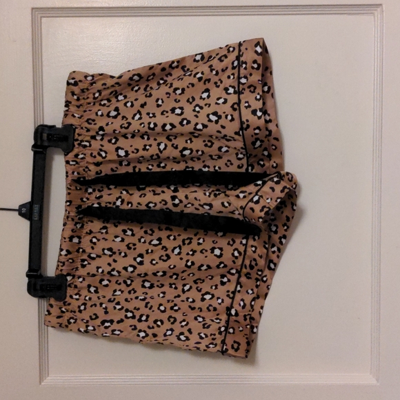 Pajama Set - Picture 2 of 5